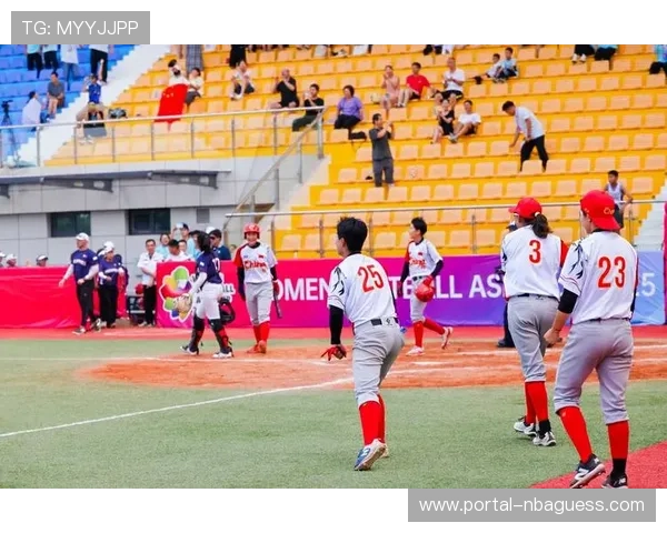 女垒亚洲杯中国队战胜新加坡队，取得五连胜