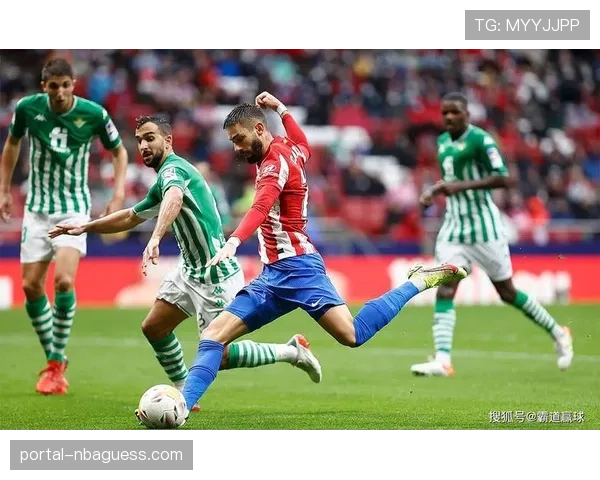 从崩盘到稳固:深度通讯回顾马德里竞技本赛季防守体系的艰难重建之路 从崩盘到稳固:深度通讯回顾马德里竞技本赛季防守体系的艰难重建之路